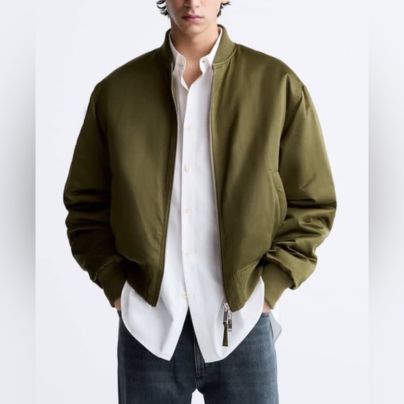 Zara Men’s Lightly Padded Bomber Jacket - Size L - Picture 2 of 12
